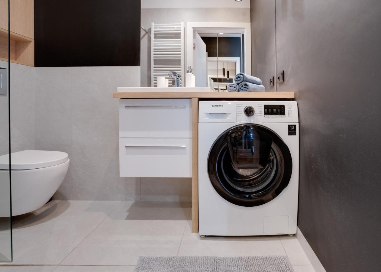 Apartament Premium, 15Min Od Rynku, Parking W Cenie วรอตซวาฟ ภายนอก รูปภาพ